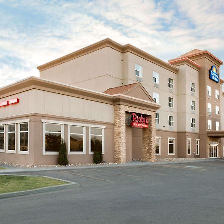 Days Inn & Suites By Wyndham Edmonton Airport Leduc Exterior foto