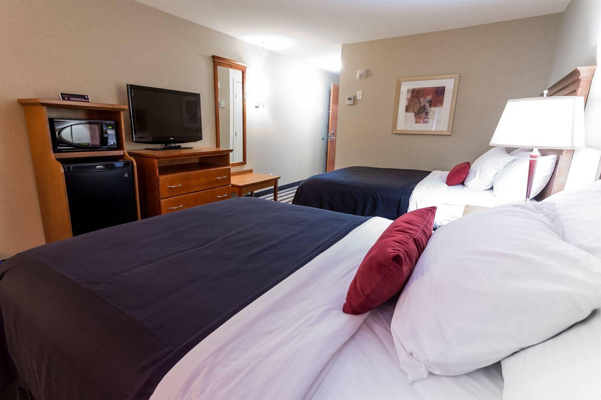Days Inn & Suites By Wyndham Edmonton Airport Leduc Exterior foto